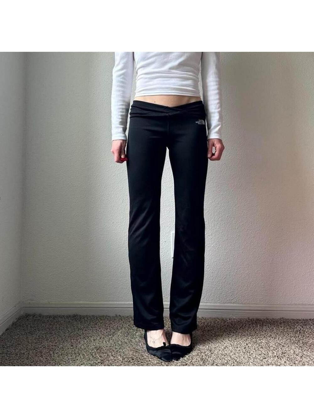 Vintage authentic y2k The Northface low rise bootcut black athletic wear pants